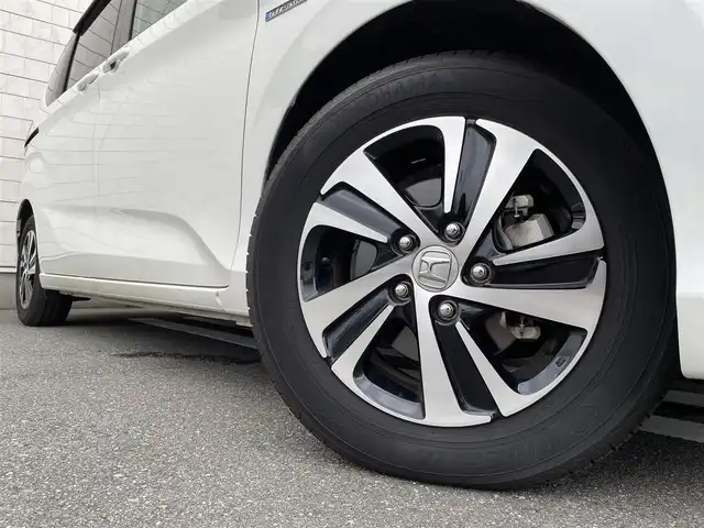 ホンダ フリード ハイブリット EX 福岡県 2018(平30)年 2.2万km ホワイトオーキッドパール 純正7型SDナビ(フルセグTV/CD/DVD/BT)バックモニタホンダセンシング両側電動パワスラレーダークルコンドラレコETCシートヒーター純正フロアマット純正LEDヘッドライト純正アルミホイールプッシュスタートスマートキー