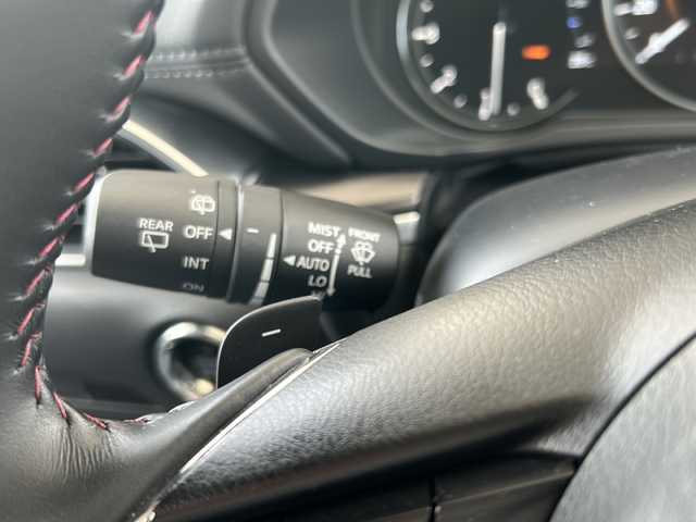 マツダ ＣＸ－５ XD スポーツアピアランス 東京都 2022(令4)年 3.2万km スノーフレイクホワイトパールマイカ ワンオーナー/センターディスプレイモニターナビ/・AM/FM/BT/USB/フルセグTV/バック・サイド・全方位カメラ/運転席助手席パワーシート/運転席助手席シートヒーター/電動リアゲート/クルーズコントロール追従機能有/ブラインドスポットモニター/電動パーキングブレーキ/オフロードトラクションアシスト/ステアリングヒーター/ドライブレコーダー/前後レーンキープアシスト/横滑り防止装置/盗難防止装置/アンチブレーキングシステム/オートライト/LEDヘッドライト/ETC/純正フロアマット/純正アルミホイール/SOSコールボタン/保証書・取扱説明書