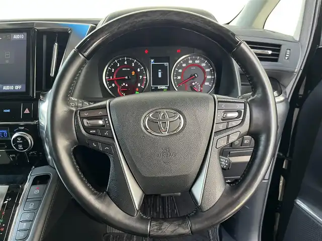 トヨタ ヴェルファイア ZG 高知県 2020(令2)年 3.3万km ブラック 純正ナビ/フルセグテレビ/バックカメラ/アイドリングストップ/オットマン/クルーズコントロール/両側パワースライドドア/ETC2.0/WAC/三列シート/ドライブレコーダー/全席パワーシート/純正フロアマット/純正18インチアルミホイール/横滑り防止装置/コーナーセンサー/レーンキープアシスト/盗難防止装置/オートライト/オートマチックハイビーム/衝突被害軽減システム