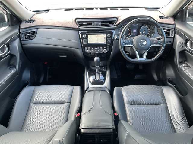 日産 エクストレイル 20Xi 栃木県 2018(平30)年 4.1万km ブリリアントホワイトパール 純正ナビ/フルセグＴＶ/Ｂｌｕｅｔｏｏｔｈ/アラウンドビューモニター/デジタルインナーミラー/プロパイロット/クルーズコントロール/パワーバックドア/ルーフレール/全席シートヒーター/ハーフレザーシート/スペアキー/ETC/ダウンヒルアシストコントロール/ABS/横滑り防止機能/コーナーセンサー/レーンキープアシスト/盗難防止装置/衝突被害軽減システム/LEDヘッドライト/４WD