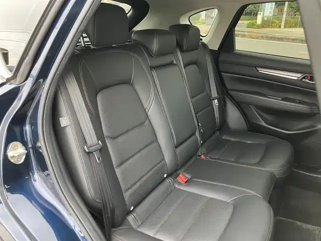 マツダ ＣＸ－５ 25S Lパッケージ 広島県 2020(令2)年 4.7万km ディープクリスタルブルーマイカ マツダコネクトナビ/黒革シート/360度モニター/レーダークルーズ/フルセグTV/Bluetooth/DVD・CD/パワーバックドア/BOSEサウンド/パワーシート（運転席・助手席）/シートヒーター（運転席・助手席）/ステアリングヒーター/ヘッドアップディスプレイ/新車保証書/取扱説明書/スペアキー