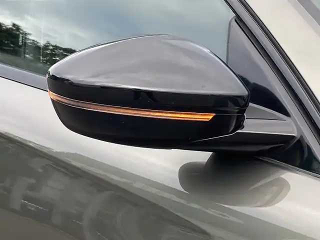 プジョー ５０８ SW GTライン 鳥取県 2019(令1)年 7.3万km アマゾナイトグレー 登録時走行距離：72254km/純正ナビ/全方位カメラ/サンルーフ/ブラックレザーシート/シートヒーター/パワーシート/シートマッサージ機能/FOCALオーディオ/ETC/前後ドライブレコーダー/パワーバックドア/LEDヘッドライト/フォグランプ/プッシュスタート/スマートキー