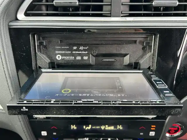 ホンダ シャトル ハイブリッド X ホンダセンシング 富山県 2020(令2)年 5.6万km プレミアムクリスタルレッドM ワンオーナー/純正SDナビ/(AM/FM/CD/DVD/BT/USB/ipod)/フルセグTV/バックカメラ/レーダークルーズコントロール/コーナーセンサー/衝突軽減システム/レーンキープアシスト/横滑り防止装置/盗難防止装置/パドルシフト/ビルトインETC/シートヒーター　運転席＋助手席/ハーフレザーシート/フロアマット社外/LEDライト/フォグランプ/カーテンエアバッグ/スマートキー×2/取扱説明書/保証書