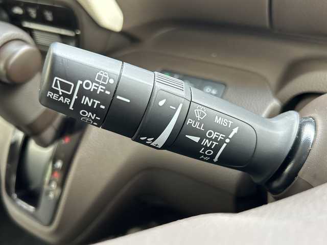 ホンダ Ｎ ＢＯＸ L 鳥取県 2021(令3)年 0.9万km ルナシルバーメタリック 純正ディスプレイオーディオ/Bluetooth/ワンセグTV/CD/USB/衝突被害軽減ブレーキ/レーンキープアシスト/レーダークルーズコントロール/クリアランスソナー/片側パワースライドドア/前方ドライブレコーダー/LEDヘッドライト/アイドリングストップ/スマートキー/ステアリングスイッチ/純正フロアマット