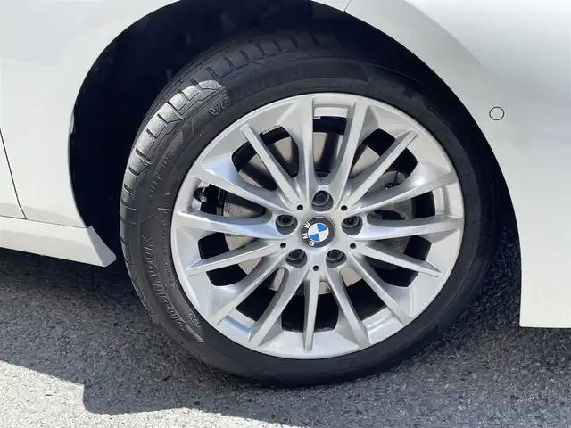 ＢＭＷ １１８ｄ プレイ 神奈川県 2022(令4)年 1.4万km アルピンホワイトⅢ ワンオーナー/純正メモリーナビ/AppleCarPlay、AndoroidAuto/バックモニター/インテリジェントセーフティ/レーダークルーズコントロール/PCS/LKA/BSM/コーナーセンサー/パーキングサポート/後退アシスト/純正17インチAW/LEDライト/LEDフォグライト/パワーバックドア/ミラーETC/前後ドライブレコーダー/プッシュスタート/スマートキー×2/R7年ディーラー整備記録/保証書・取説あり