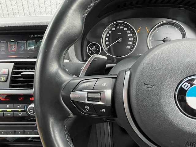 ＢＭＷ Ｘ３ xDrive20d Mスポーツ 青森県 2016(平28)年 8.3万km サファイアブラックP 純正ナビ(CD/DVD/USB/AUX/BT)/ディーゼルターボ/バックカメラ/レーダークルーズコントロール/パドルシフト/衝突被害軽減ブレーキ/横滑り防止装置/アイドリングストップ/茶革シート/D/N席パワーシート(メモリー機能付)/D/N席シートヒーター/ビルトインETC/ルーフレール/パーキングセンサー/パワーバックドア/オートライト/フロアマット/ドアバイザー/ISOFIX/スペアキー×1/保証書/取扱説明書