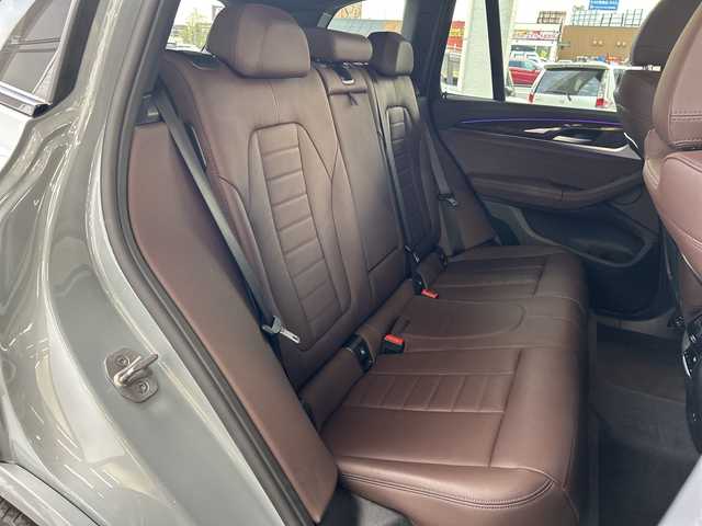 ＢＭＷ ＢＭＷ Ｘ３ xDrive20d Mスポーツ 岐阜県 2024(令6)年 3.2万km グレー /ワンオーナー//ハーマンカードン//純正ナビ//フルセグTV//アラウンドビューモニター//置くだけ充電//アクティブクルーズコントロール//レーンディパーチャーウォーニング//ヒルディセントコントロール//衝突被害軽減システム//パワーバックドア//前席パワーシート//前席シートヒーター//運転席メモリーシート//レザーシート//コーナーセンサー//オートライト//ハイビームアシスト//純正19インチAW//冬タイヤ×4//ETC//スペアキー//スマートキー