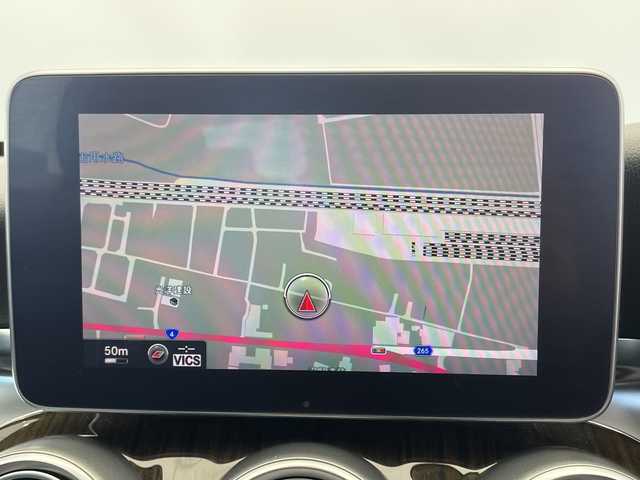 メルセデス・ベンツ Ｃ２００ アバンギャルド 栃木県 2015(平27)年 2.6万km 白 純正ナビ/（CD/Bluetooth/フルセグTV）/バックカメラ/衝突軽減ブレーキ/コーナーセンサー/ビルトインETC/前席シートヒーター/前席パワーシート/純正フロアマット/純正アルミホイール/横滑り防止装置/オートライト/LEDヘッドライト/フォグランプ/カーテンエアバック/本革ステアリング/ウィンカーミラー