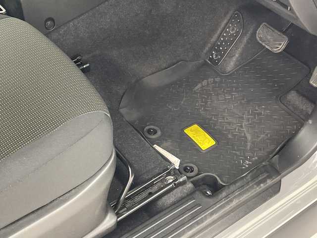 スズキ ジムニー シエラ JC 群馬県 2024(令6)年 0.8万km ミディアムグレー アルパイン１１型ディスプレイオーディオ　バックカメラ　ETC　シートヒーター　クルーズコントロール　衝突被害軽減ブレーキ　レーンアシスト　LEDヘッドライト　オートライト　ステアリングリモコン　禁煙車