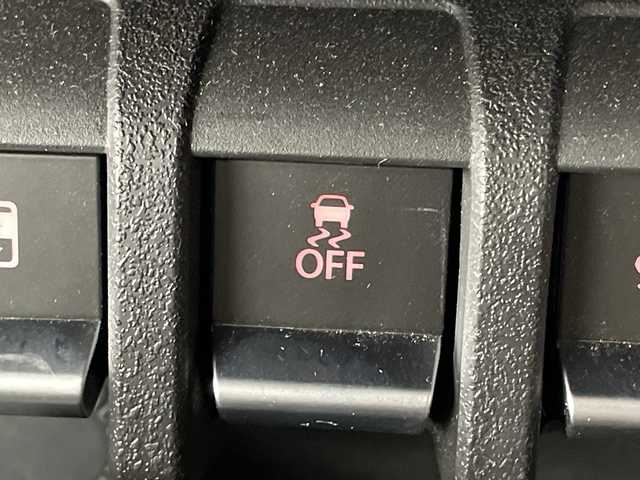 スズキ ジムニー シエラ JC 群馬県 2024(令6)年 0.8万km ミディアムグレー アルパイン１１型ディスプレイオーディオ　バックカメラ　ETC　シートヒーター　クルーズコントロール　衝突被害軽減ブレーキ　レーンアシスト　LEDヘッドライト　オートライト　ステアリングリモコン　禁煙車