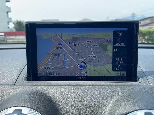 アウディ Ａ３ スポーツバック 1．4 TFSI 山口県 2015(平27)年 11.4万km 白 純正SDナビ/Bluetooth接続/バックカメラ/クルーズコントロール/ETC/ドライブレコーダー/純正フロアマット/18インチアルミホイール/スマートキー/プッシュスタート/アイドリングストップ