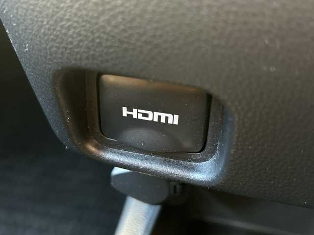 トヨタ ノア ハイブリッド Z 広島県 2023(令5)年 5.7万km アティチュードブラックマイカ 禁煙車/トヨタセーフティセンス/・プリクラッシュセーフティ/・オートマチックハイビーム/・LDA/LTA/・RSA/・レーダークルーズコントロール/・先行車発進告知/・ドライバー異常時対応システム/トヨタチームメイト（アドバンストパーク）/BSM/クリアランスソナー/10.5インチディスプレイオーディオPlus/・フルセグ/Bluetooth/CD/DVD/HDMI/USB/スマホ連携/パノラミックビューモニター/両側パワースライドドア/革巻きステアリング/ステアリングスイッチ/オートライト/LEDヘッドライト/フォグランプ/ハーフレザーシート/前席シートヒーター/電動パーキングブレーキ/ブレーキホールド/AC100V1500W電源/TZ前後ドライブレコーダー/ETC２．０/純正フロアマット/純正ドアバイザー/16インチアルミホイール