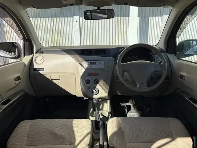 ダイハツ ミラ X スペシャル 三重県 2016(平28)年 16.8万km ブライトシルバーメタリック MT車/純正オーディオ　/　・AUX/　・CD /　・ラジオ/キーレス/純正フロアマット/ドアバイザー/ライトレベリング/　