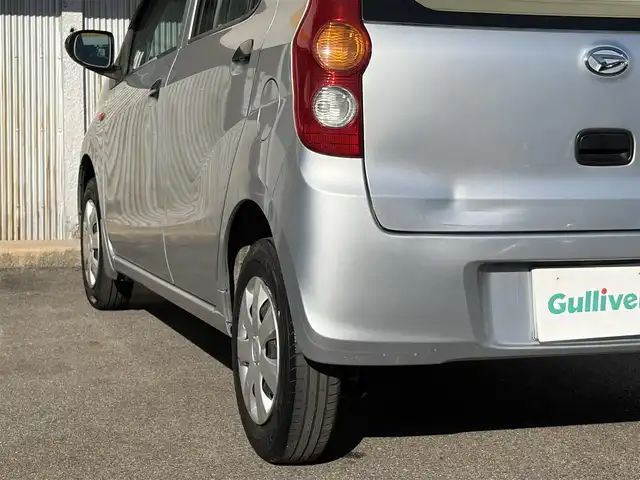 ダイハツ ミラ X スペシャル 三重県 2016(平28)年 16.8万km ブライトシルバーメタリック MT車/純正オーディオ　/　・AUX/　・CD /　・ラジオ/キーレス/純正フロアマット/ドアバイザー/ライトレベリング/　