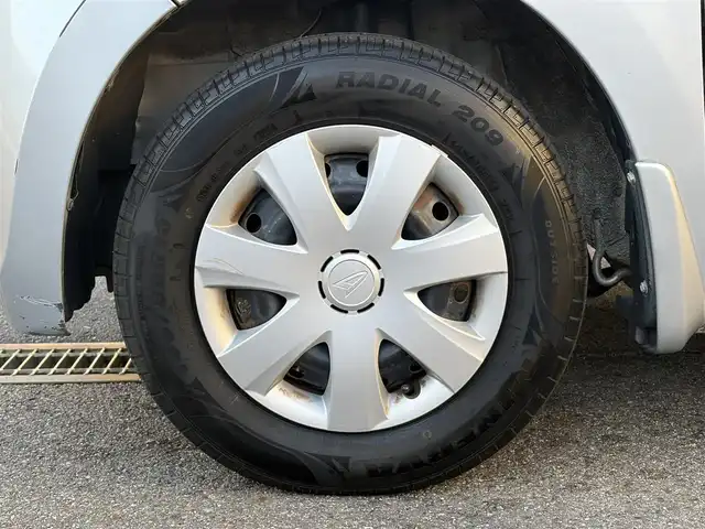 ダイハツ ミラ X スペシャル 三重県 2016(平28)年 16.8万km ブライトシルバーメタリック MT車/純正オーディオ　/　・AUX/　・CD /　・ラジオ/キーレス/純正フロアマット/ドアバイザー/ライトレベリング/　