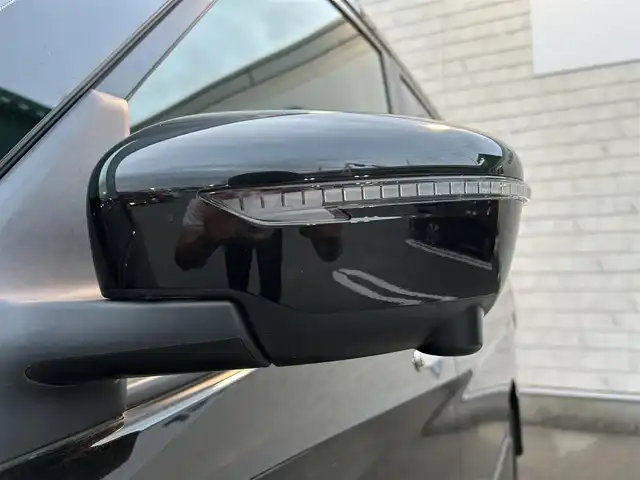 日産 セレナ ハイウェイスター V 福岡県 2022(令4)年 1.3万km ダイヤモンドブラック 純正10型SDナビ(フルセグTV/CD/DVD/BT)アラウンドビューモニター後席フリップダウンモニタープロパイロットエマージェンシーブレーキコーナーセンサーBSM両側パワスラドラレコETC2.0デジタルインナーミラーUSBポート純正LEDヘッドライト純正フロアマット純正アルミホイール16インチスマートキープッシュスタート