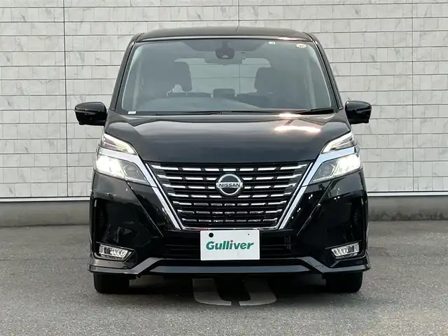 日産 セレナ ハイウェイスター V 福岡県 2022(令4)年 1.3万km ダイヤモンドブラック 純正10型SDナビ(フルセグTV/CD/DVD/BT)アラウンドビューモニター後席フリップダウンモニタープロパイロットエマージェンシーブレーキコーナーセンサーBSM両側パワスラドラレコETC2.0デジタルインナーミラーUSBポート純正LEDヘッドライト純正フロアマット純正アルミホイール16インチスマートキープッシュスタート