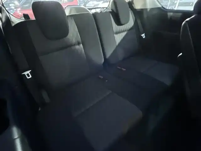 日産 セレナ ハイウェイスター V 福岡県 2022(令4)年 1.3万km ダイヤモンドブラック 純正10型SDナビ(フルセグTV/CD/DVD/BT)アラウンドビューモニター後席フリップダウンモニタープロパイロットエマージェンシーブレーキコーナーセンサーBSM両側パワスラドラレコETC2.0デジタルインナーミラーUSBポート純正LEDヘッドライト純正フロアマット純正アルミホイール16インチスマートキープッシュスタート