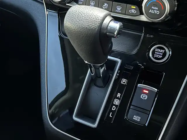 日産 セレナ ハイウェイスター V 福岡県 2022(令4)年 1.3万km ダイヤモンドブラック 純正10型SDナビ(フルセグTV/CD/DVD/BT)アラウンドビューモニター後席フリップダウンモニタープロパイロットエマージェンシーブレーキコーナーセンサーBSM両側パワスラドラレコETC2.0デジタルインナーミラーUSBポート純正LEDヘッドライト純正フロアマット純正アルミホイール16インチスマートキープッシュスタート