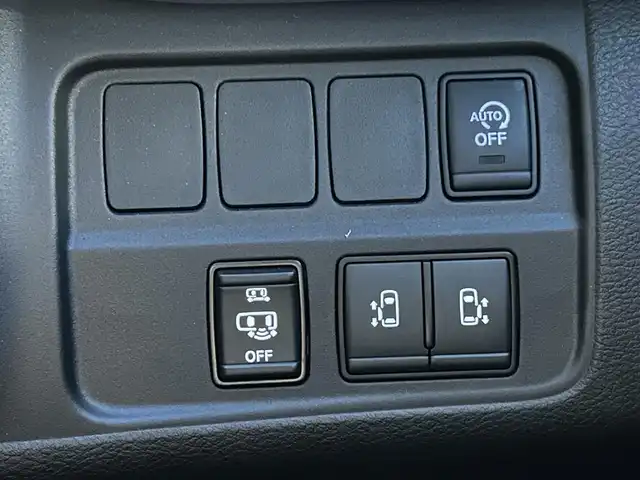 日産 セレナ ハイウェイスター V 福岡県 2022(令4)年 1.3万km ダイヤモンドブラック 純正10型SDナビ(フルセグTV/CD/DVD/BT)アラウンドビューモニター後席フリップダウンモニタープロパイロットエマージェンシーブレーキコーナーセンサーBSM両側パワスラドラレコETC2.0デジタルインナーミラーUSBポート純正LEDヘッドライト純正フロアマット純正アルミホイール16インチスマートキープッシュスタート