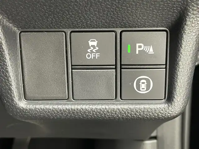 ホンダ シビック LX 茨城県 2022(令4)年 2.4万km クリスタルブラックパール ナビキッド付きDA(メーカーOP)/・Bluetooth/フルセグ/USB/バックカメラ/6速MT/ETC2.0/レーダークルーズコントロール/レーンキープアシスト/衝突被害軽減ブレーキ/BSM/D+N席シートヒーター/クリアランスソナー/LEDヘッドライト/オートライト/オートマチックハイビーム