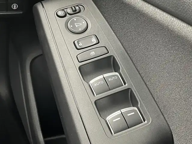 ホンダ シビック LX 茨城県 2022(令4)年 2.4万km クリスタルブラックパール ナビキッド付きDA(メーカーOP)/・Bluetooth/フルセグ/USB/バックカメラ/6速MT/ETC2.0/レーダークルーズコントロール/レーンキープアシスト/衝突被害軽減ブレーキ/BSM/D+N席シートヒーター/クリアランスソナー/LEDヘッドライト/オートライト/オートマチックハイビーム