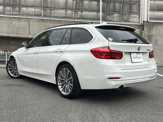 ＢＭＷ ３２０ｄ ツーリング ラグジュアリー 愛知県 2015(平27)年 10.7万km アルピンホワイトⅢ レザーシート/純正HDDナビ/バック・サイドカメラ/BMWコネクテッドドライブ/Bluetooth・DVD・CD・FM・AM・AUX・マルチメディア/アダプティブクルーズコントロール/LEDヘッドライト/オートライト/前席パワーシート（D席メモリ付き）/前席シートヒーター/ルームミラー一体型ETC/パワーバックドア/レーンチェンジャーウォーニング/インテリジェントセイフティ/レーンディパーチャーウォーニング/ダイナミックスタビリティコントロール（DSC)/パークディスタンスコントロール（PDC)/コンフォートアクセス/プッシュスタート/パークトロニック/保証書/取扱説明書