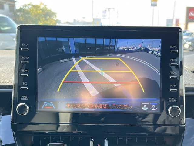 トヨタ カローラツーリング ハイブリッド ダブルバイビー 岐阜県 2021(令3)年 3.1万km プラチナホワイトパールマイカ 登録時走行距離　30240km/ナビ機能付きディスプレイオーディオ/バックモニター/Bluetooth接続/フルセグTV/社外前後ドライブレコーダー/シートヒーター/ステアリングヒーター/禁煙車/純正フロアマット/純正ETC/純正アルミホイール/ハーフレザーシート/オートマチックハイビーム/オートライト/フォグランプ/LEDヘッドライト/クルーズコントロール/衝突被害軽減システム/コーナーセンサー前後/ウインカーミラー/プッシュスタート/スマートキー/AAC/パワーウィンドウ/パワーステアリング/ハイブリッド