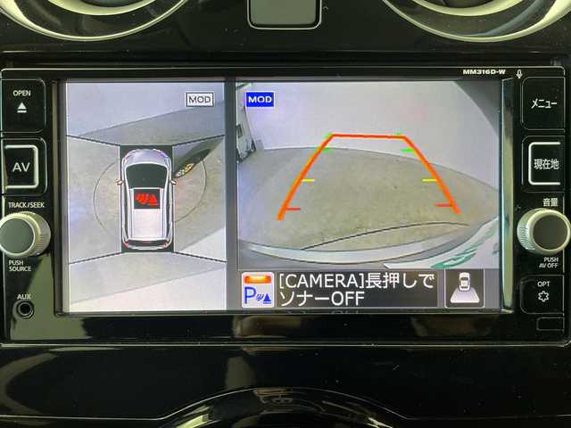 日産 ノート e－パワー X 群馬県 2017(平29)年 2.6万km ダークメタルグレー 禁煙車　エマージェンシーブレーキ　純正７インチナビ　アラウンドビューモニター　ＬＥＤライト　デジタルインナーミラー　車線逸脱防止装置　ヘッドライトレベライザー　スマートキー　スペアキー　ETC