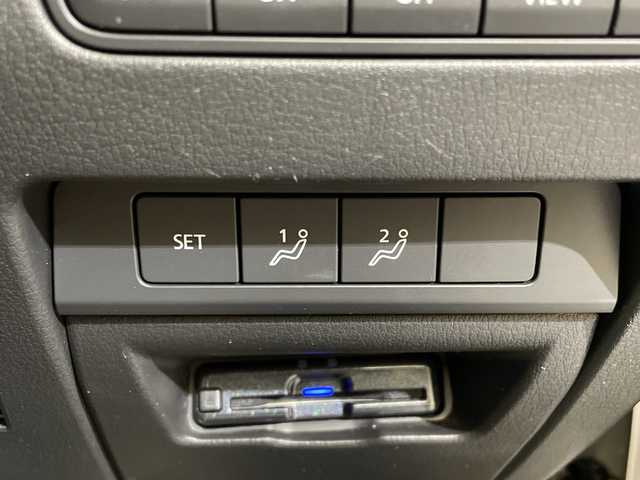 マツダ マツダ３ファストバック 20S プロアクティブ ツーリングS 愛媛県 2022(令4)年 3.2万km プラチナクォーツメタリック 純正ナビ/(Bluetooth/フルセグ/USB)/全周囲カメラ/レーダークルーズコントロール/衝突被害軽減ブレーキ/前後コーナーセンサー/レーンキープアシスト/ETC/パワーシート/シートヒーター/ステアリングヒーター/ブラインドスポットモニター/ドライブレコーダー/LEDヘッドライト/オートマチックハイビーム/オートライト/盗難防止装置/純正18インチアルミ/禁煙車