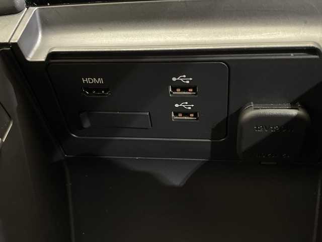 マツダ マツダ３ファストバック 20S プロアクティブ ツーリングS 愛媛県 2022(令4)年 3.2万km プラチナクォーツメタリック 純正ナビ/(Bluetooth/フルセグ/USB)/全周囲カメラ/レーダークルーズコントロール/衝突被害軽減ブレーキ/前後コーナーセンサー/レーンキープアシスト/ETC/パワーシート/シートヒーター/ステアリングヒーター/ブラインドスポットモニター/ドライブレコーダー/LEDヘッドライト/オートマチックハイビーム/オートライト/盗難防止装置/純正18インチアルミ/禁煙車