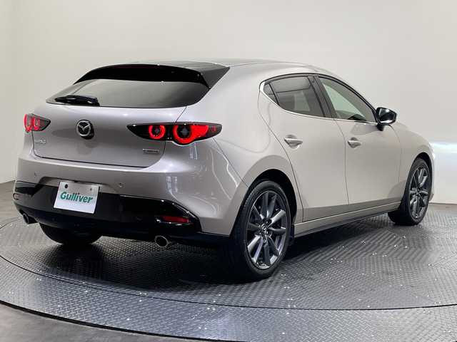 マツダ マツダ３ファストバック 20S プロアクティブ ツーリングS 愛媛県 2022(令4)年 3.2万km プラチナクォーツメタリック 純正ナビ/(Bluetooth/フルセグ/USB)/全周囲カメラ/レーダークルーズコントロール/衝突被害軽減ブレーキ/前後コーナーセンサー/レーンキープアシスト/ETC/パワーシート/シートヒーター/ステアリングヒーター/ブラインドスポットモニター/ドライブレコーダー/LEDヘッドライト/オートマチックハイビーム/オートライト/盗難防止装置/純正18インチアルミ/禁煙車