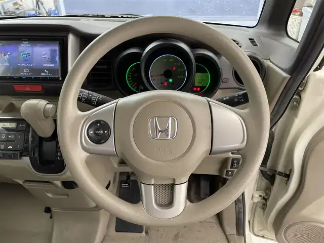 ホンダ Ｎ ＢＯＸ G Lパッケージ 滋賀県 2012(平24)年 8.5万km プレミアムホワイトパール 社外ナビ　Bluetooth/DVD/SD/USB/フルセグ/バックカメラ/ドライブレコーダー/パワースライドドア/パワーステアリング/パワーウインドウ/スマートキー/スペアキー/プッシュスタート