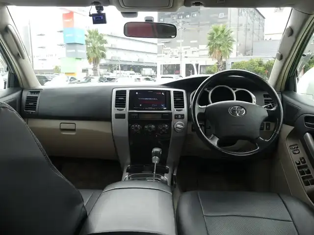 トヨタ ハイラックス サーフ SSR－G 千葉県 2002(平14)年 10.3万km ホワイトパールクリスタルシャイン ヒッチメンバー/2incリフトアップ/社外グリル/社外ヘッドライト/社外ルーフレール/ETC/ドライブレコーダー（DRY-ST1500）/ディスプレイオーディオ/【DVD/CD再生機能　Bluetooth接続】/バックカメラ/キーレス