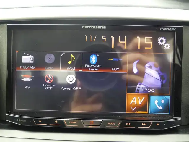 トヨタ ハイラックス サーフ SSR－G 千葉県 2002(平14)年 10.3万km ホワイトパールクリスタルシャイン ヒッチメンバー/2incリフトアップ/社外グリル/社外ヘッドライト/社外ルーフレール/ETC/ドライブレコーダー（DRY-ST1500）/ディスプレイオーディオ/【DVD/CD再生機能　Bluetooth接続】/バックカメラ/キーレス