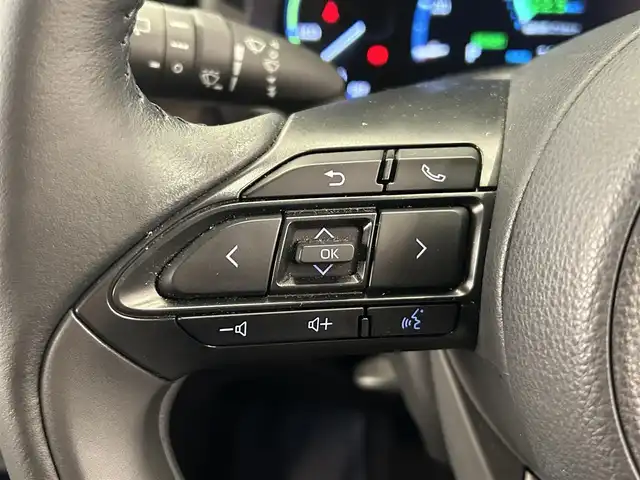 トヨタ ヤリスクロス ハイブリッド Z 岡山県 2021(令3)年 3.4万km ブラックマイカ/ブラスゴールドメタリック 2トーン 純正ナビ/USB/Bluetooth/フルセグTV/AppleCarPlay/360°カメラ/ハーフレザーシート/シートヒーター/ステアリングヒーター/ETC2.0/LEDヘッドライト/AHB/パワーテールゲート/ブレーキオートホールド/Tコネクト/パワーシート（D）/ACC/LTA/BSA/自動ブレーキ/PDC