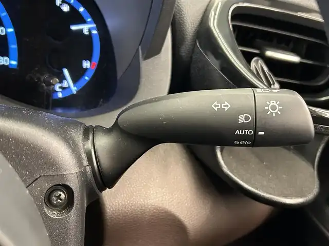 トヨタ ヤリスクロス ハイブリッド Z 岡山県 2021(令3)年 3.4万km ブラックマイカ/ブラスゴールドメタリック 2トーン 純正ナビ/USB/Bluetooth/フルセグTV/AppleCarPlay/360°カメラ/ハーフレザーシート/シートヒーター/ステアリングヒーター/ETC2.0/LEDヘッドライト/AHB/パワーテールゲート/ブレーキオートホールド/Tコネクト/パワーシート（D）/ACC/LTA/BSA/自動ブレーキ/PDC