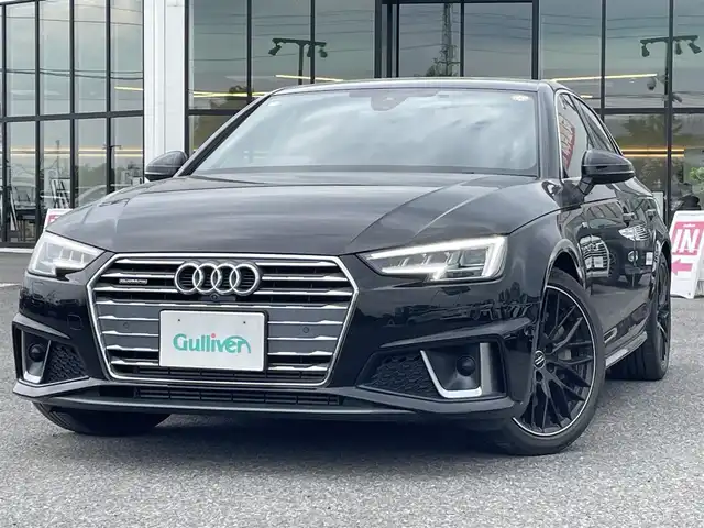 アウディ Ａ４ 45TFSIクワトロスポーツ 道央・札幌 2020(令2)年 3.1万km ミトスブラックメタリック 4WD/純正メモリナビ/FM/AM/CD/DVD/BT/フルセグTV/衝撃被害軽減システム/アラウンドビューモニター/パーキングアシスト/アイドリングストップ/クリアランスソナー/レーダークルーズコントロール/ハンドルシフト/ETC/前後ドラレコ(ZDR016)/ステアリングスイッチ/MT付きAT/スマートキー/プッシュスタート/冬タイヤ純正AW付積込/225/50R17　2021年 5mm
