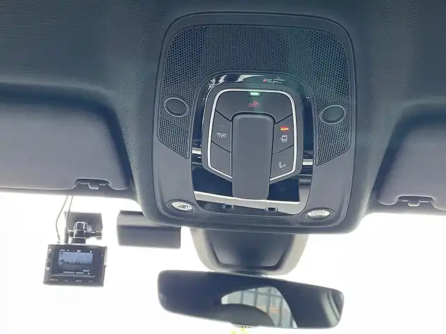 アウディ Ａ４ 45TFSIクワトロスポーツ 道央・札幌 2020(令2)年 3.1万km ミトスブラックメタリック 4WD/純正メモリナビ/FM/AM/CD/DVD/BT/フルセグTV/衝撃被害軽減システム/アラウンドビューモニター/パーキングアシスト/アイドリングストップ/クリアランスソナー/レーダークルーズコントロール/ハンドルシフト/ETC/前後ドラレコ(ZDR016)/ステアリングスイッチ/MT付きAT/スマートキー/プッシュスタート/冬タイヤ純正AW付積込/225/50R17　2021年 5mm