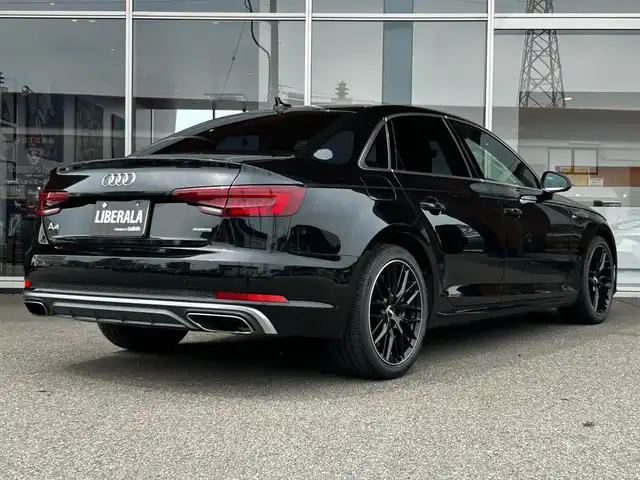 アウディ Ａ４ 45TFSIクワトロスポーツ 富山県 2020(令2)年 3.1万km ミトスブラックメタリック 4WD/純正メモリナビ/AM/AM/CD/DVD/BT/フルセグTV/衝撃被害軽減システム/アラウンドビューモニター/パーキングアシスト/アイドリングストップ/ACC/ハンドルシフト/ETC/前後ドラレコ/ステアリングスイッチ/MT付きAT/スマートキー/プッシュスタート