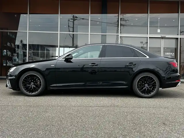 アウディ Ａ４ 45TFSIクワトロスポーツ 富山県 2020(令2)年 3.1万km ミトスブラックメタリック 4WD/純正メモリナビ/AM/AM/CD/DVD/BT/フルセグTV/衝撃被害軽減システム/アラウンドビューモニター/パーキングアシスト/アイドリングストップ/ACC/ハンドルシフト/ETC/前後ドラレコ/ステアリングスイッチ/MT付きAT/スマートキー/プッシュスタート