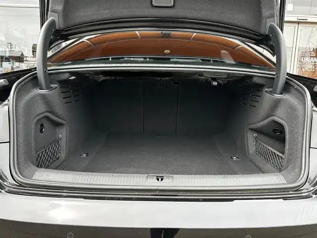 アウディ Ａ４ 45TFSIクワトロスポーツ 富山県 2020(令2)年 3.1万km ミトスブラックメタリック 4WD/純正メモリナビ/AM/AM/CD/DVD/BT/フルセグTV/衝撃被害軽減システム/アラウンドビューモニター/パーキングアシスト/アイドリングストップ/ACC/ハンドルシフト/ETC/前後ドラレコ/ステアリングスイッチ/MT付きAT/スマートキー/プッシュスタート