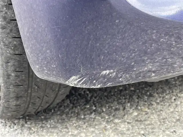 ホンダ Ｎ ＯＮＥ プレミアム Lパッケージ 千葉県 2013(平25)年 6.4万km プレミアムブルームーンパール ワンオーナー/純正オーディオ【CD、AUX、AM、FM】/純正14インチアルミホイール/純正フロアマット/オートライト/フォグ/プッシュスタート/アイドリングストップ/スマートキー×２/ドアバイザー/保証書/取説