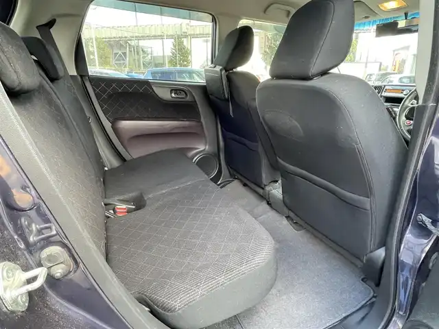 ホンダ Ｎ ＯＮＥ プレミアム Lパッケージ 千葉県 2013(平25)年 6.4万km プレミアムブルームーンパール ワンオーナー/純正オーディオ【CD、AUX、AM、FM】/純正14インチアルミホイール/純正フロアマット/オートライト/フォグ/プッシュスタート/アイドリングストップ/スマートキー×２/ドアバイザー/保証書/取説