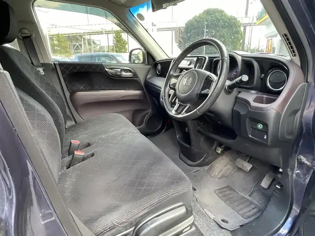 ホンダ Ｎ ＯＮＥ プレミアム Lパッケージ 千葉県 2013(平25)年 6.4万km プレミアムブルームーンパール ワンオーナー/純正オーディオ【CD、AUX、AM、FM】/純正14インチアルミホイール/純正フロアマット/オートライト/フォグ/プッシュスタート/アイドリングストップ/スマートキー×２/ドアバイザー/保証書/取説