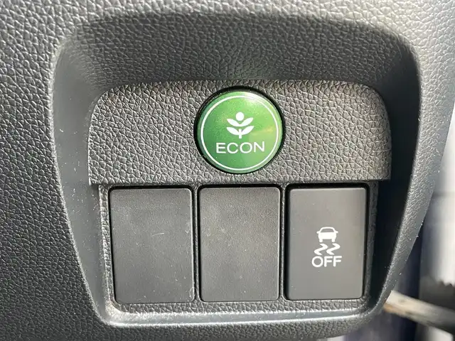 ホンダ Ｎ ＯＮＥ プレミアム Lパッケージ 千葉県 2013(平25)年 6.4万km プレミアムブルームーンパール ワンオーナー/純正オーディオ【CD、AUX、AM、FM】/純正14インチアルミホイール/純正フロアマット/オートライト/フォグ/プッシュスタート/アイドリングストップ/スマートキー×２/ドアバイザー/保証書/取説