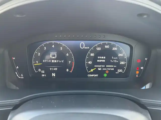 ホンダ シビック タイプR 三重県 2025(令7)年 0.1千km チャンピオンシップホワイト 登録済未使用車/登録時走行距離４km/♪ホンダセンシング/　・衝突軽減ブレーキ(CMBS)/　・路外逸脱抑制機能/　・アダプティブクルーズコントロール(ACC)/　・車線維持支援システム（LKAS）/　・歩行者事故低減ステアリング/　・オートハイビーム/　・ブラインドスポットインフォメーション/　・後退出庫サポート/　・パーキングセンサーシステム/♪TYPE R 専用装備/　・フロントシート・ステアリングホイール(アルカンターラ)/　・ステアリングホイールエンブレム・アルミ製シフトノブ/　・ステンレス製スポーツペダル/   ・シリアルナンバー入りアルミ製エンブレム/♪HondaCONNECTディスプレイ/　・AppleCarPlay・AndroidAuto/　・フルセグTV・Bluetooth・USB/♪バックカメラ/♪純正19インチAW/♪リアスポイラー/♪スマートキーx２/♪プッシュスタート/♪LEDヘッドライト/♪オートライト/♪オートリトラクタブルミラー/♪ウィンカーミラー/♪オートワイパー/♪ドライブモード切り替えスイッチ/♪電子パーキングブレーキ/♪オートブレーキホールド/♪ビルトインETC2.0/♪充電用USBポート/♪プライバシーガラス/♪横滑り防止機能