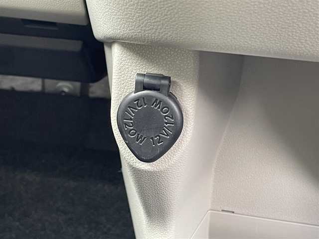 ダイハツ キャスト スタイル X リミテッド SAⅢ 岡山県 2022(令4)年 3.1万km ブラックマイカメタリック 登録時走行距離30235km/純正HDDナビ/(AM/FM/TV/DISC/BT)/衝突被害軽減システム/アイドリングストップ/オートマチックハイビーム/バックカメラ/レーンキープアシスト/USB入力端子/プッシュスタート/スマートキー/スペアキー/ハロゲンヘッドライト/パワーステアリング/パワーウィンドウ