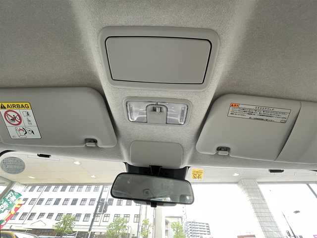 ダイハツ キャスト スタイル X リミテッド SAⅢ 岡山県 2022(令4)年 3.1万km ブラックマイカメタリック 登録時走行距離30235km/純正HDDナビ/(AM/FM/TV/DISC/BT)/衝突被害軽減システム/アイドリングストップ/オートマチックハイビーム/バックカメラ/レーンキープアシスト/USB入力端子/プッシュスタート/スマートキー/スペアキー/ハロゲンヘッドライト/パワーステアリング/パワーウィンドウ