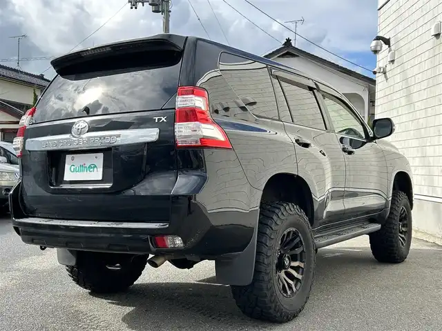トヨタ ランドクルーザー プラド TX 山形県 2017(平29)年 13万km ブラック 4WD/リフトアップ/カロッツェリアSDナビ/FM/AM/フルセグ/DVD/Bluetooth/サンルーフ/横滑り防止装置/盗難防止装置/純正マット/純正バイザー/スマートキー/スペアキー/AUTOライト/フォグランプ/ダブルエアバック/純正アルミ付き冬タイヤ積載